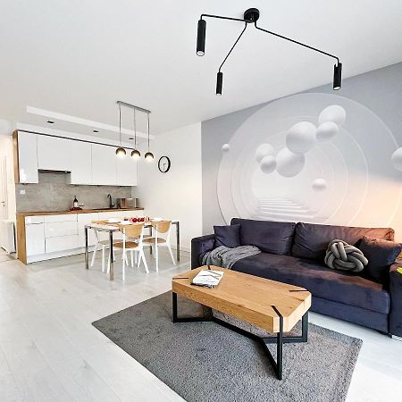 שצ'צ'ירק Ski&Bike Apartments מראה חיצוני תמונה