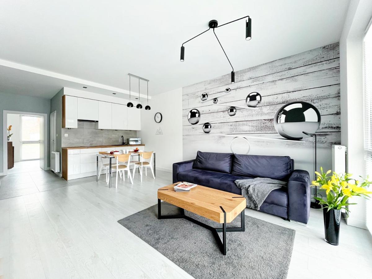 שצ'צ'ירק Ski&Bike Apartments מראה חיצוני תמונה