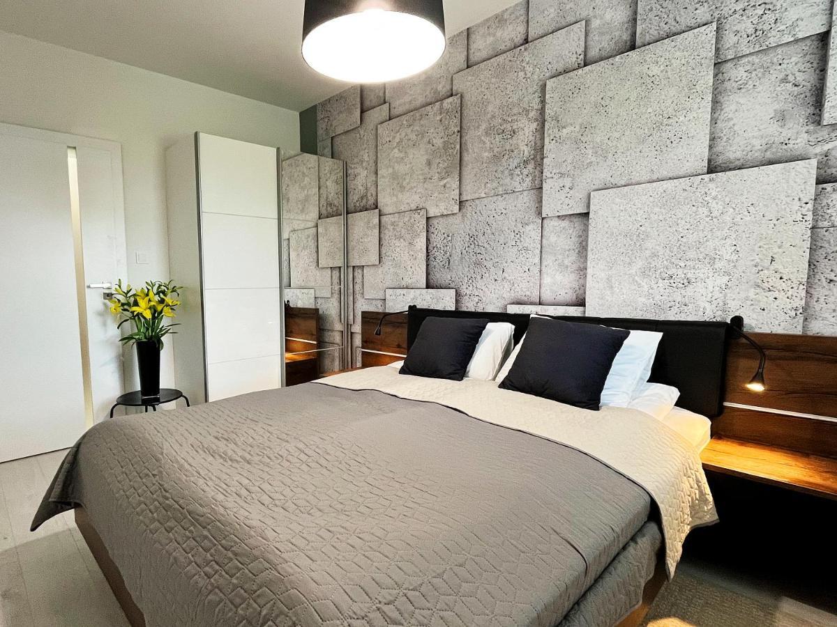 שצ'צ'ירק Ski&Bike Apartments מראה חיצוני תמונה